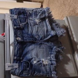 Blue jean cutoff shorts